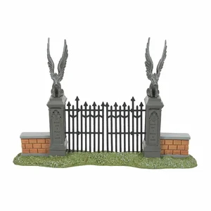 Hogwarts Gate - Harry Potter Village - image 1