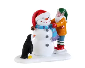 Lemax building a snowman Santa's Wonderland 2022