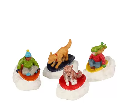 Lemax dog snow saucer fun s/4 Vail Village 2022