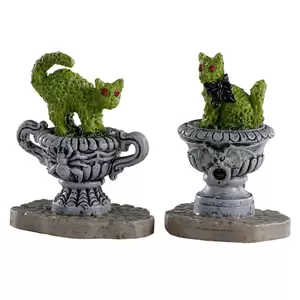 Lemax haunted topiary s/2 Spooky Town 2020 - image 2