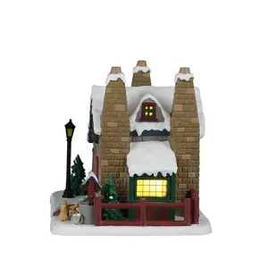 Lemax piney grove cottage Caddington Village 2026 - image 3