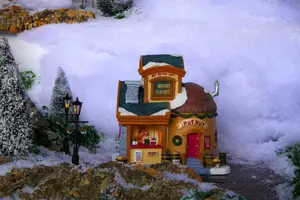 Lemax the nut hut Caddington Village 2024 - image 4