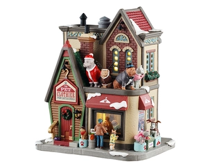 Lemax the pet clothier Caddington Village 2025 - image 1