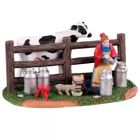 Lemax victorian dairy farmer Caddington Village 2021 - image 1