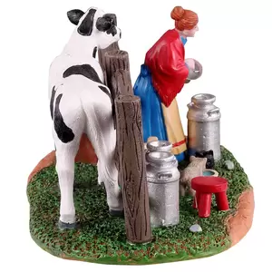Lemax victorian dairy farmer Caddington Village 2021 - image 2