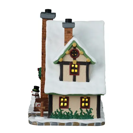 Lemax winter holiday lodge Caddington Village 2025 - image 4