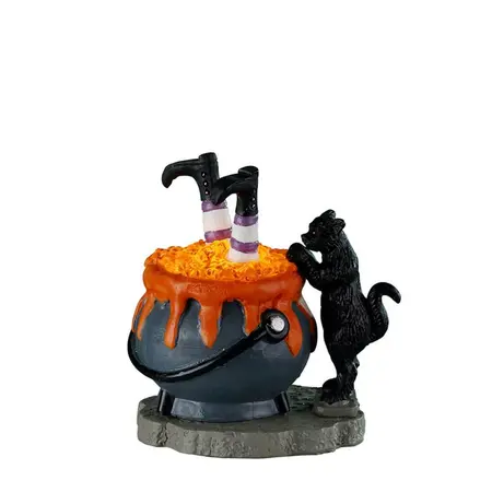 Lemax witchy cauldron Spooky Town 2022