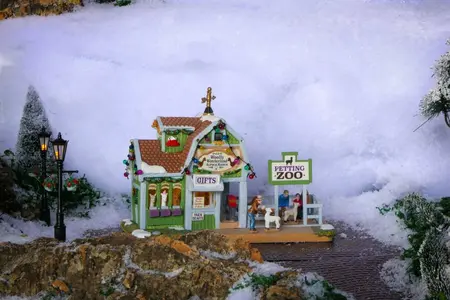 Lemax woolly wonderland alpaca ranch Harvest Crossing 2024 - image 4