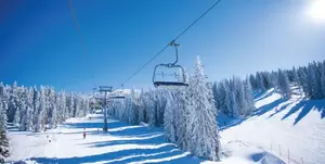 My Village Background Cloth - Ski Lift 150x75 cm - image 1